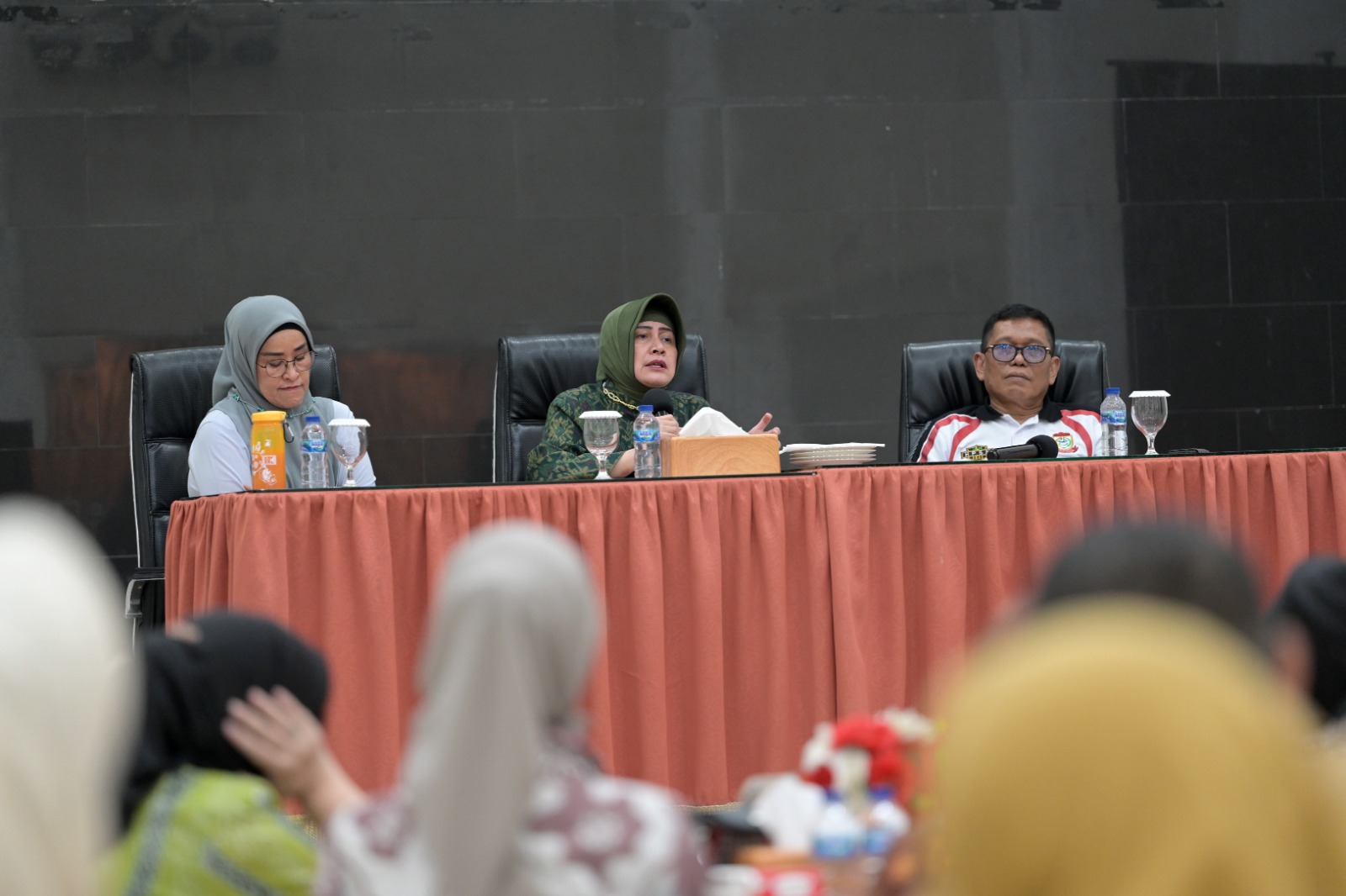  Indira Yusuf Ismail Bersama Kepala Disdik Makassar Genjot Kepsek Tingkatkan Mutu Sekolah