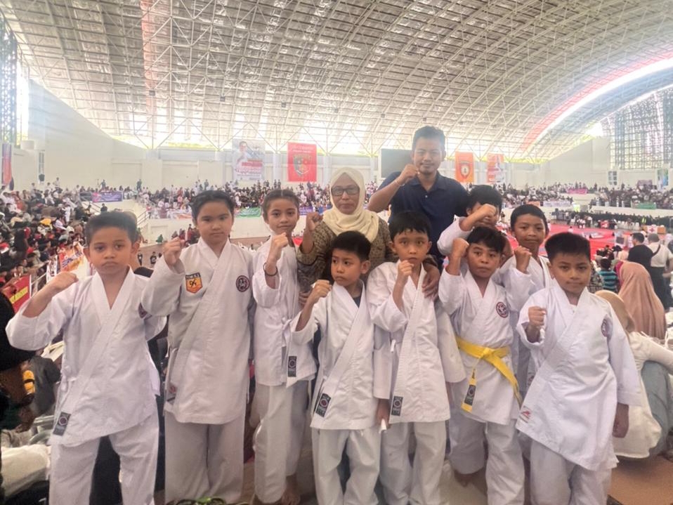  Atlet Karate SD Islam Athirah 2 Sabet 9 Medali di Kejurda Inkanas Piala Kapolda Sulsel 2023