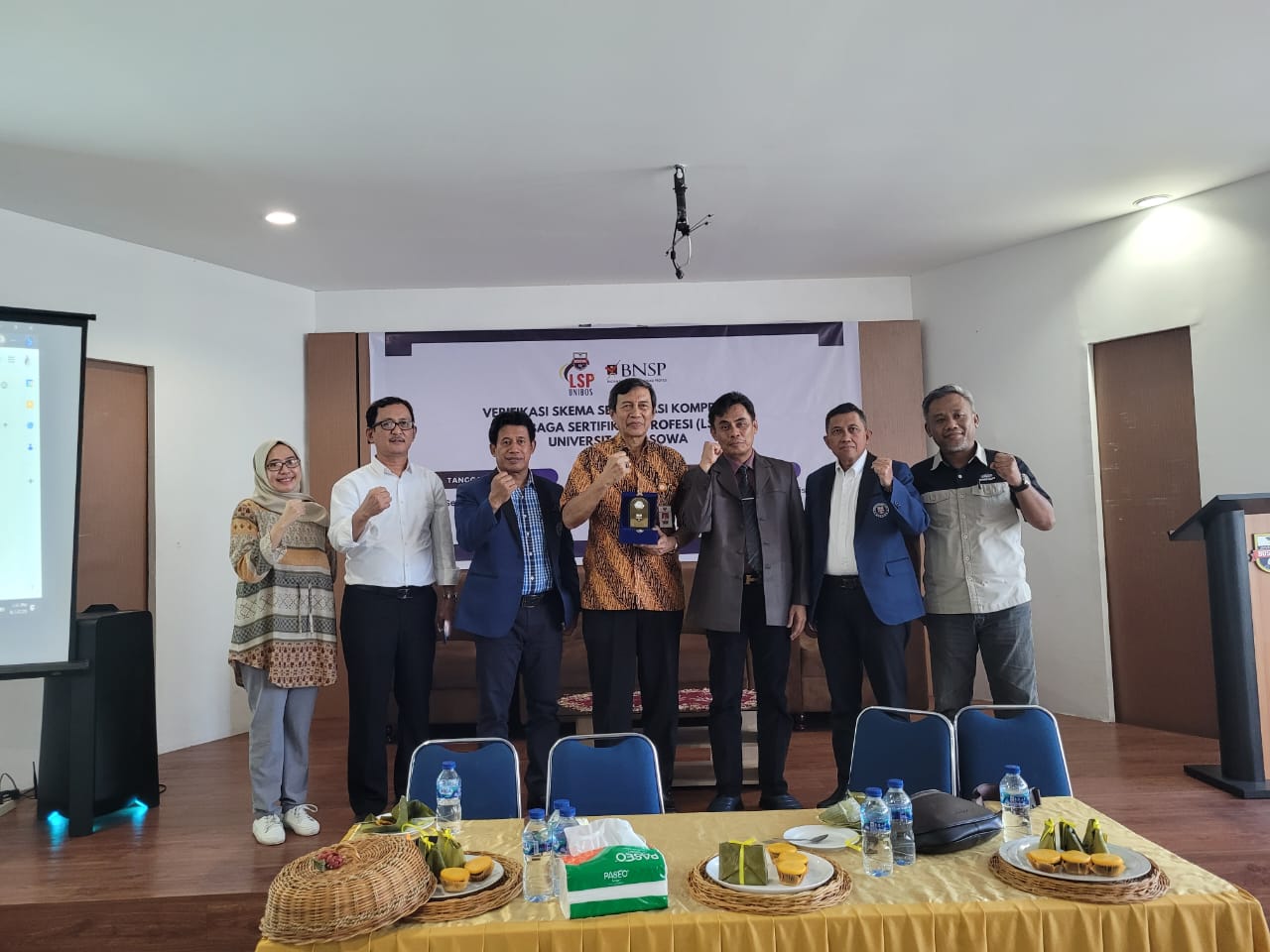  UNIBOS, Siapkan Sertifikat BNSP, Dalam Meningkatkan Peluang Dunia Kerja