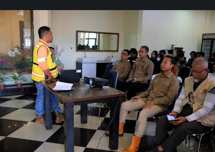 Mahasiswa USN, Belajar Praktik Pertambangan Nikel di PT. Vale