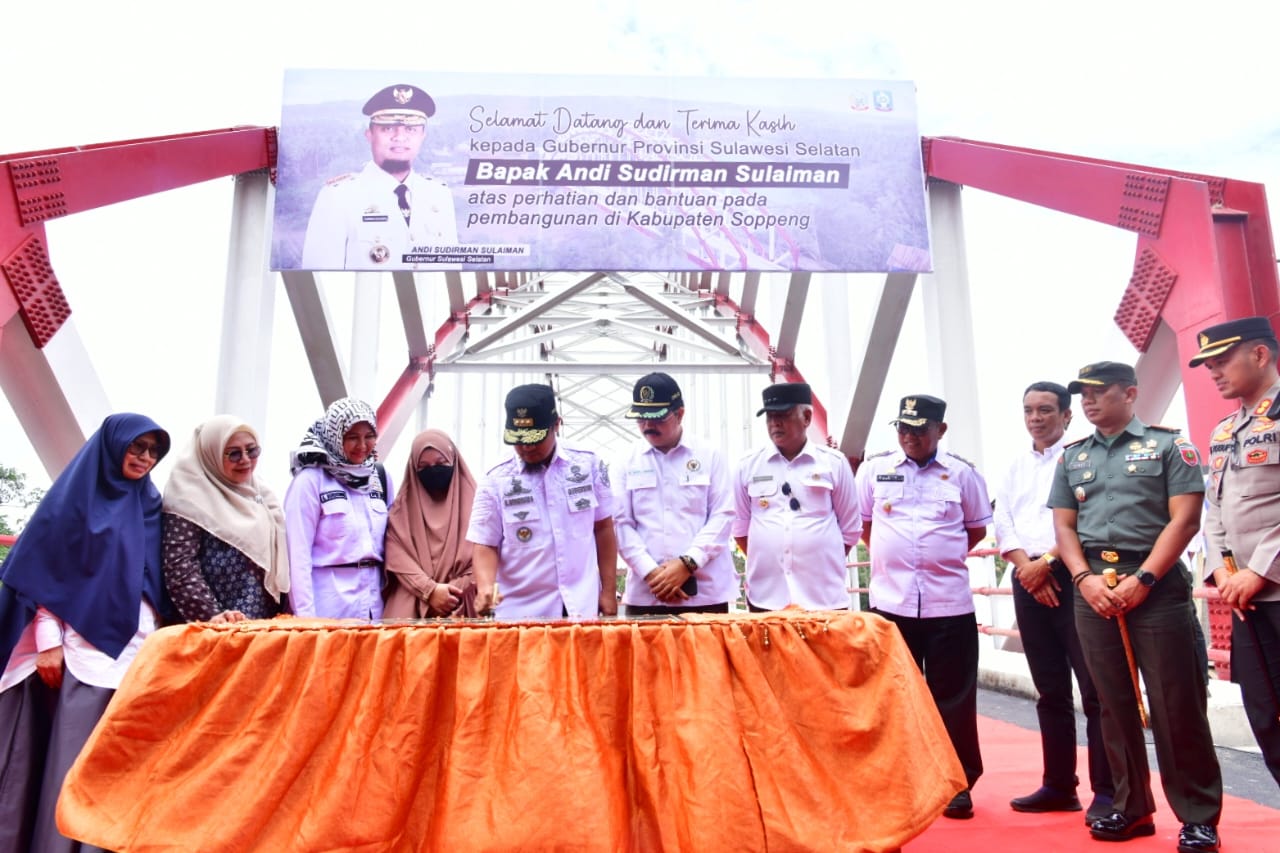  Jembatan Andalan Pacongkang Diresmikan Gubernur Andi Sudirman