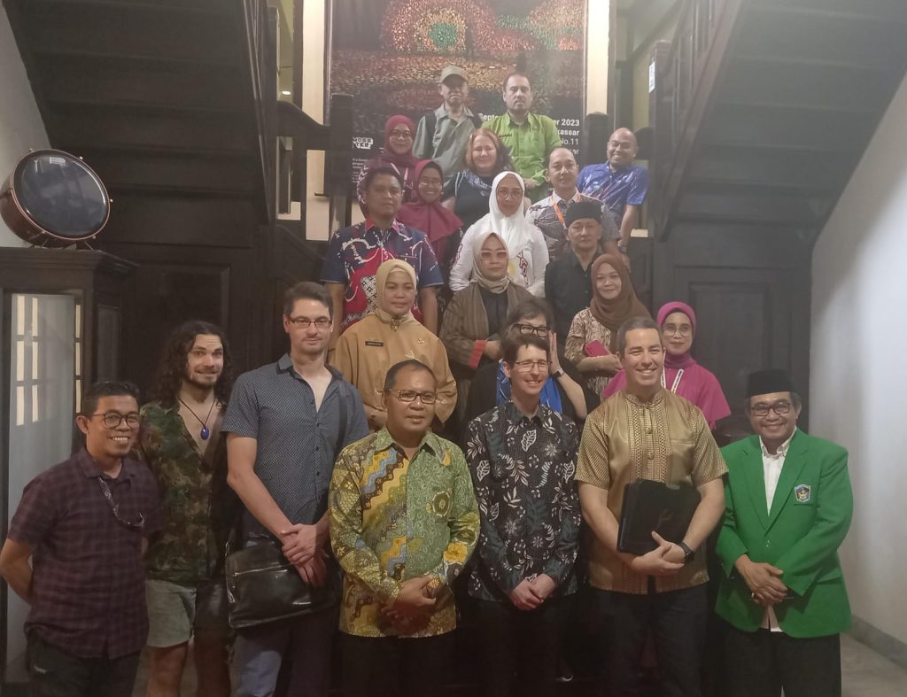 Pameran Walking Through A Songline