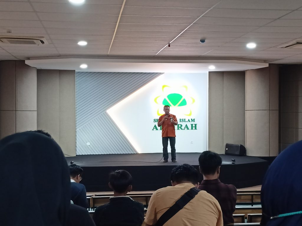 Sekolah Islam Athirah 1 Kenalkan Dunia Kampus
