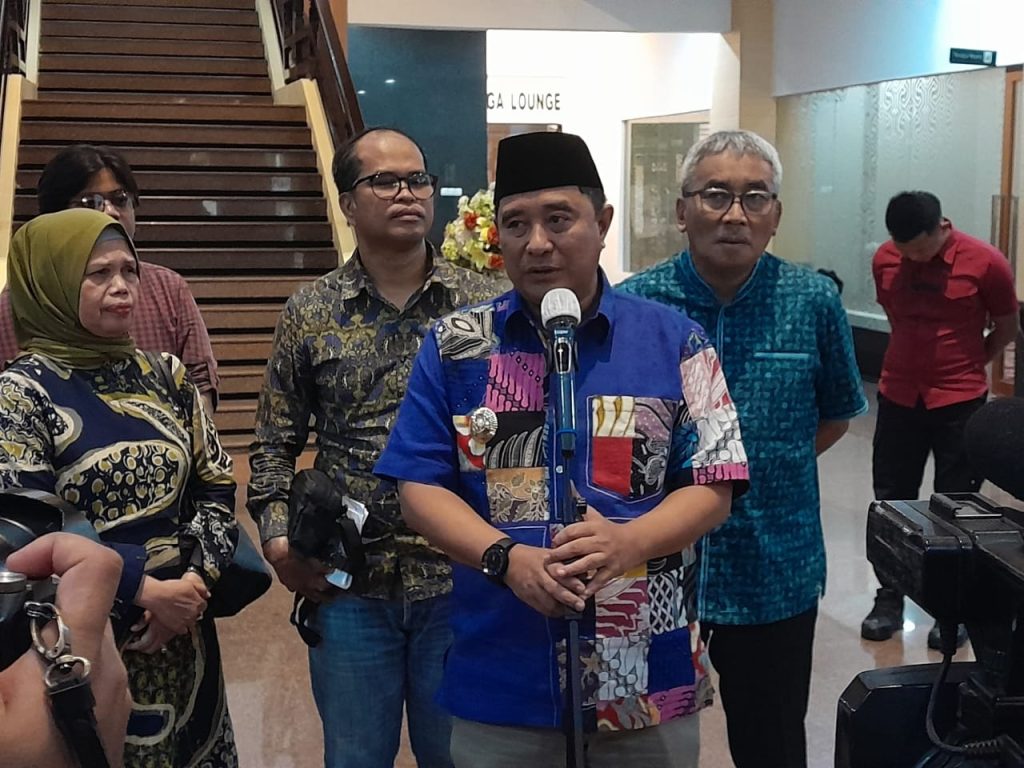Tuai Kritikan, Pj Gubernur Bahtiar Tantang Dialog Publik