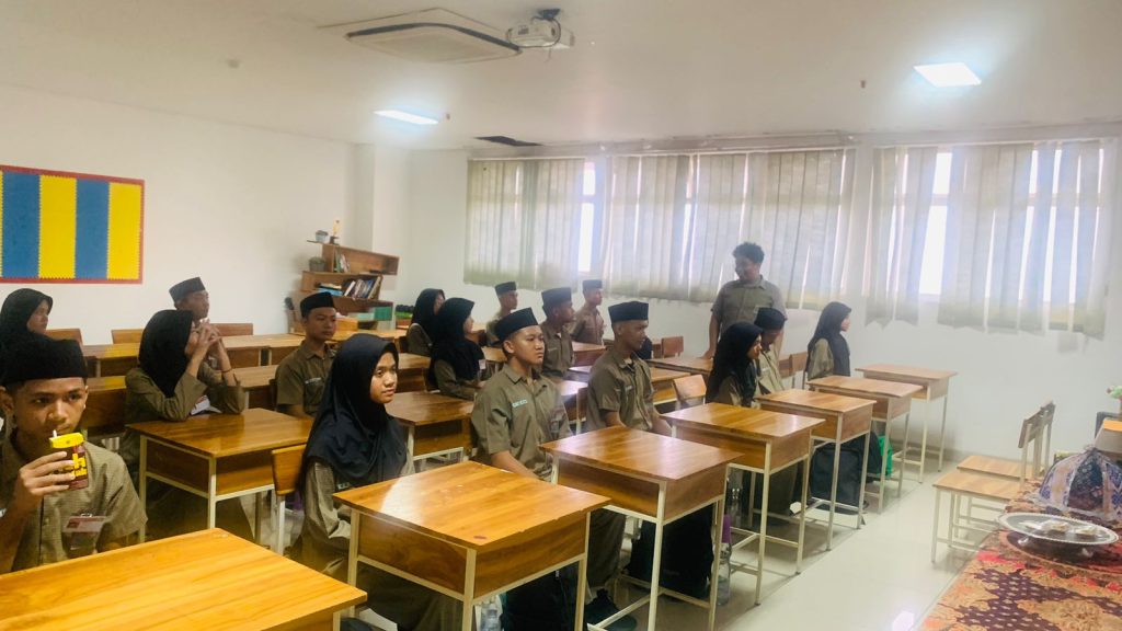 Bentuk Pemimpin Tangguh, SMA Islam Athirah 1 Makassar Gelar Diksar Paskibra