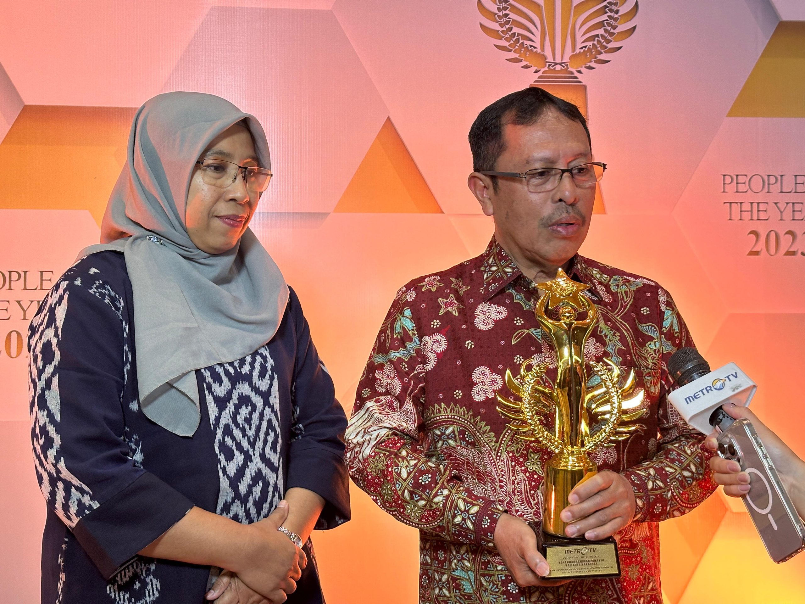  Berhasil Majukan Ekonomi Makassar, Danny Pomanto Dianugerahi Penghargaan Government Officer for Economic Growth on Inclusivity and Creativity