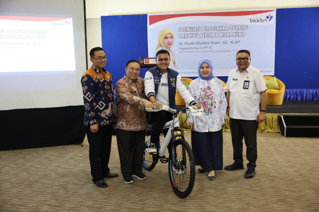 BKKBN Sulsel Bersama Komisi IX DPR RI Gelar Sosialisasi Pencegahan Stunting Dari Hulu