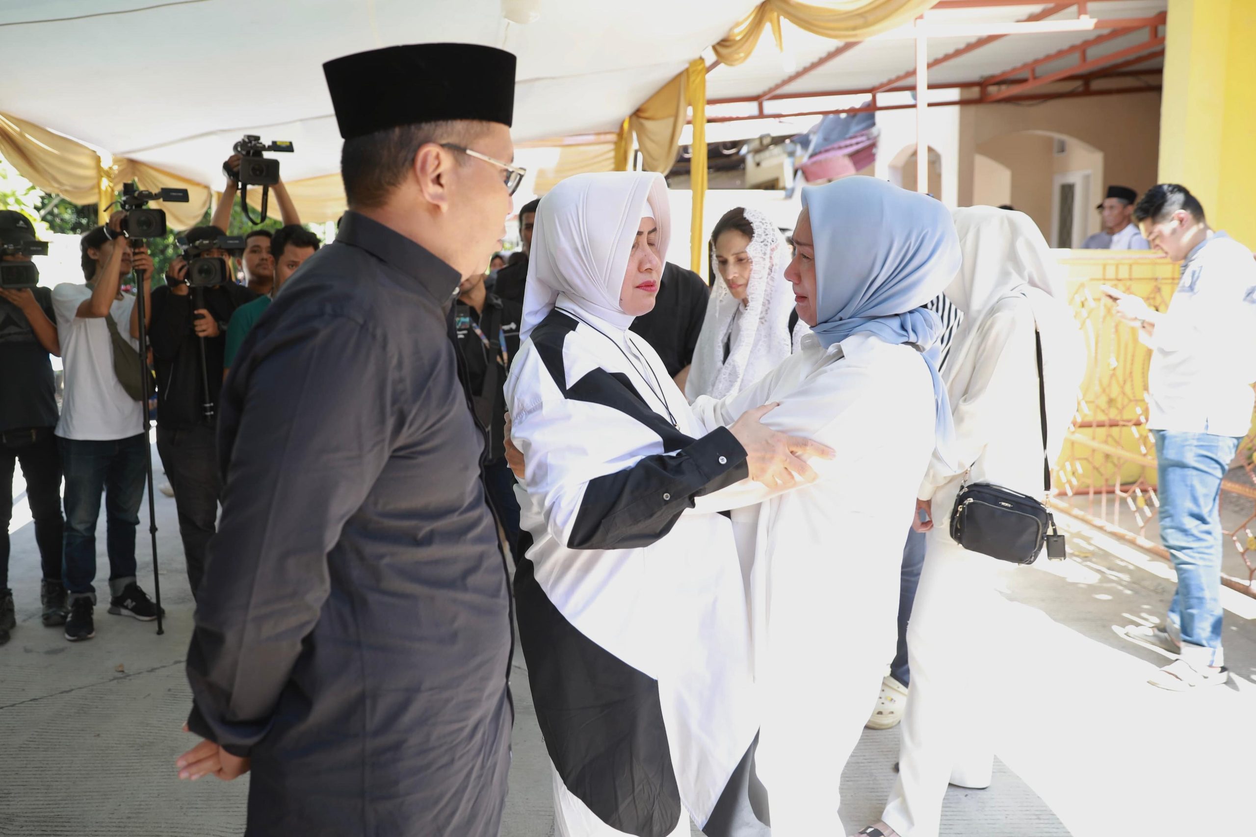 Danny Pomanto Lepas Kepergian Donny Kesuma