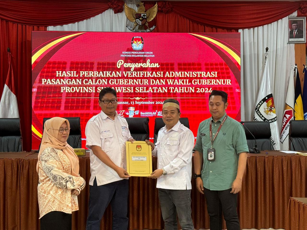  Verifikasi Administrasi Bapaslon Calon Gubernur dan Wakil Gubernur Sulsel Telah di Serahkan