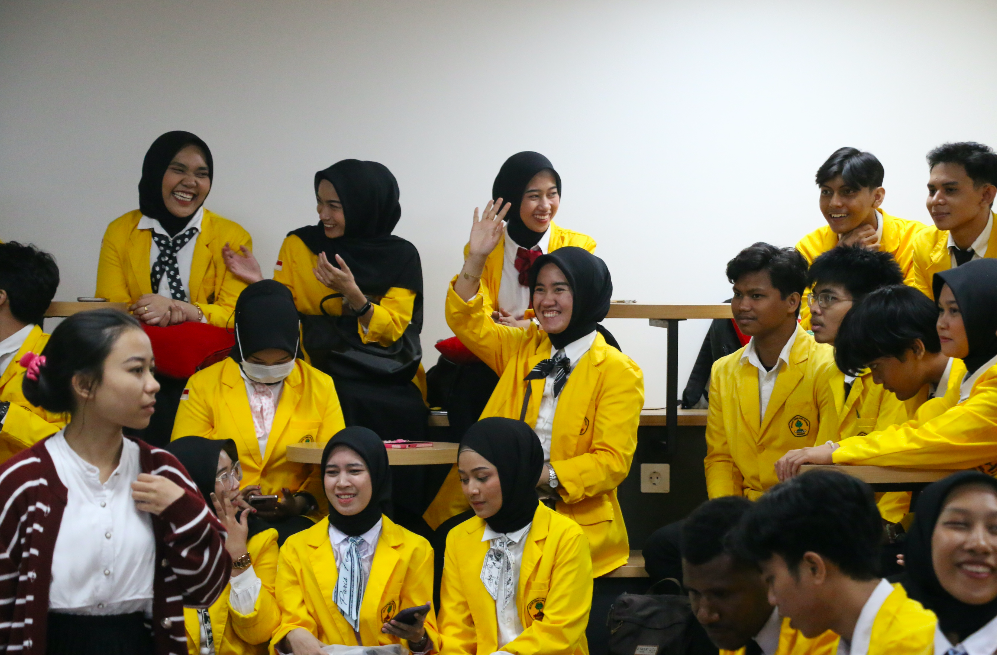  OJK Sulselbar Bekali Mahasiswa STIEM Bongaya, Literasi Keuangan