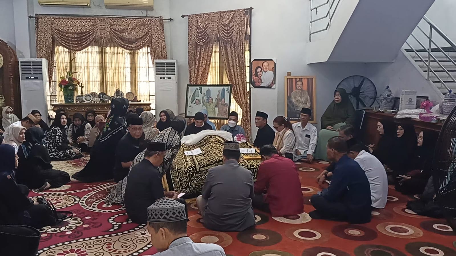  Tokoh Inspiratif, HM Alwi Hamu di Mata Para Koleganya