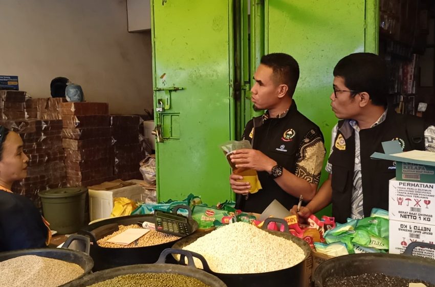  Sidak Pasar! Disperindag Sulsel Cek Takaran Minyakita di Pasar Terong Makassar