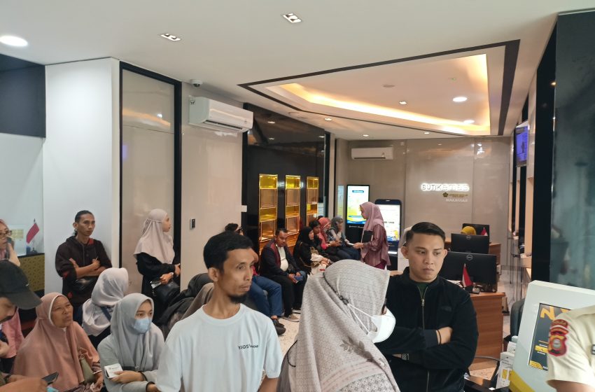  Stok Emas di Butik Antam Makassar Terbatas