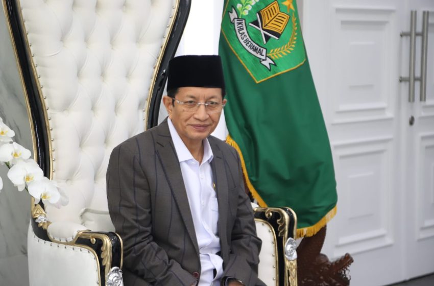  Menteri Agama RI: Pemimpin Tertinggi Umat Katolik Dunia