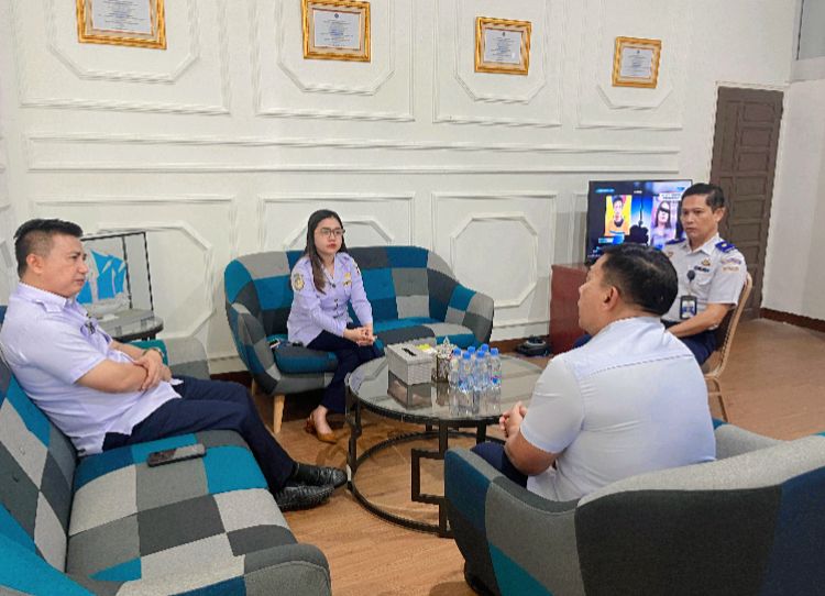  Terapkan Sistem Pembayaran QRIS PD Terminal Bentuk Pelayanan Transformasi Pelayan Publik.