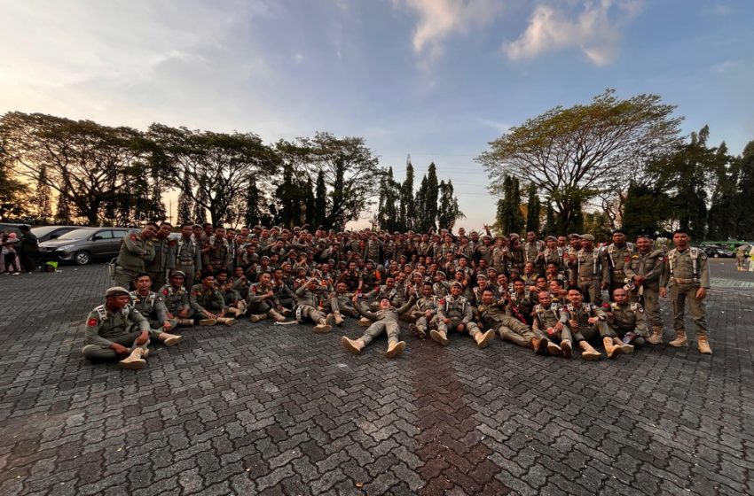 Pemprov Sulsel Serahkan SPMT Kepada 408 PPPK Satpol PP