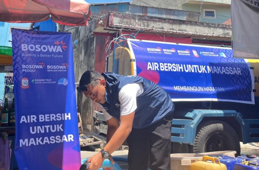  Bosowa Peduli, Lakukan Distribusi Air Bersih di Kota Makassar