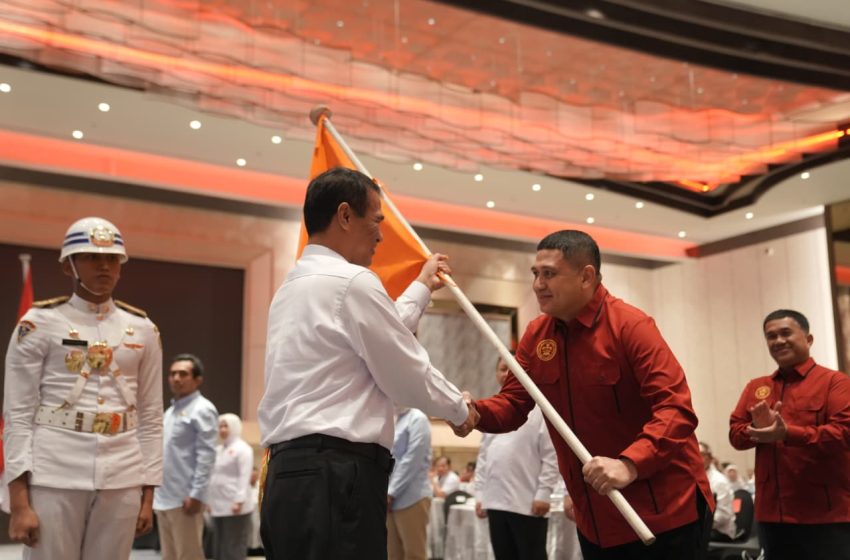  Munafri di Lantik Andi Amran IKA Fakultas Hukum Unhas Masuk Era Kebangkitan