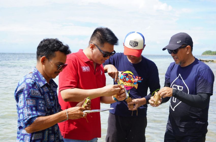  Telkomsel dan Pelanggan Wujudkan Konservasi Lamun Melalui Donasi Telkomsel Poin di Desa Maharayya