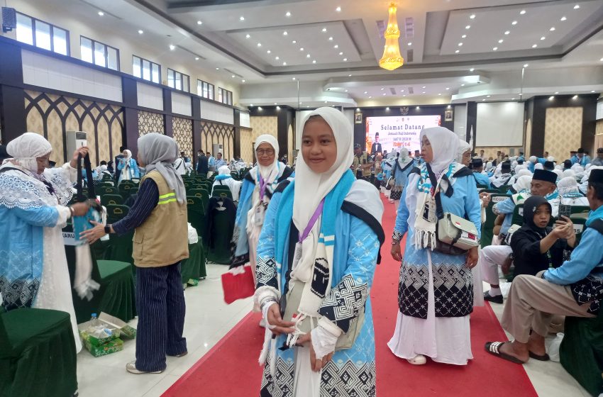  Jemaah Termuda Kloter 14 Maros, Ayu Auliana Safiah Berangkat Haji di Usia 15 Tahun 