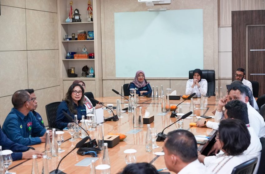  Aliyah Mustika Ilham Dukung Solusi Air Bersih RS Mata