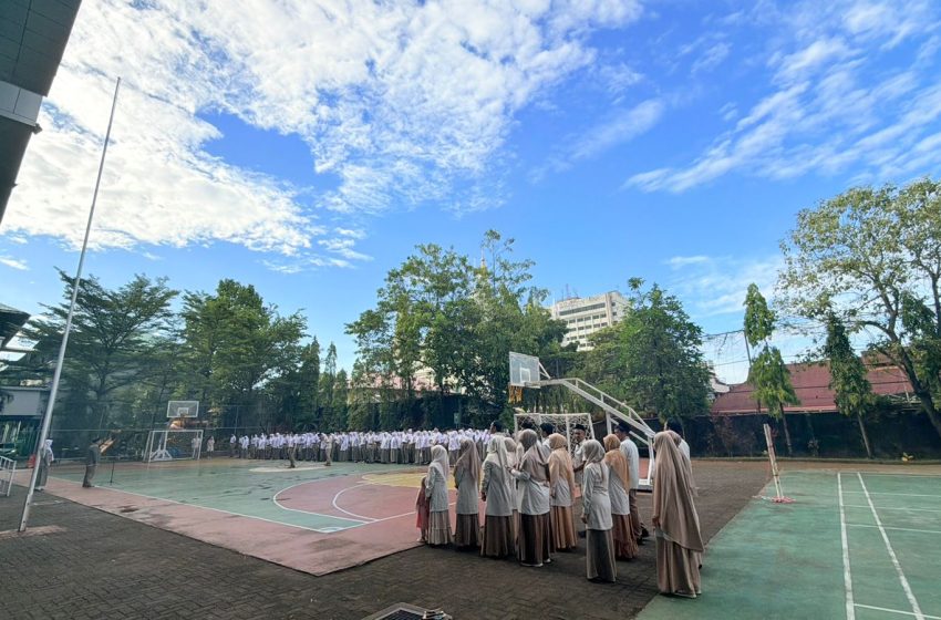  Wakasek Kesiswaan SMAS Islam Athirah Tekankan Pentingnya Adab di Atas Kecerdasan
