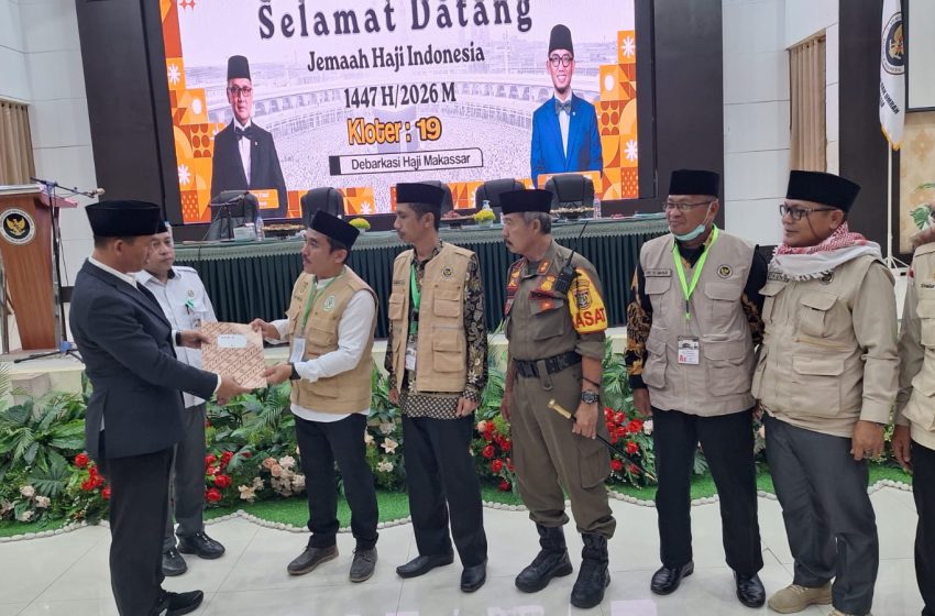  Kloter 19 Debarkasi Makassar Tiba, Jemaah Sulbar Mulai Kembali ke Daerah Asal
