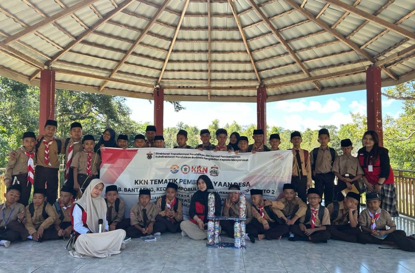  Mahasiswa KKN Unhas Bekali Siswa Pesantren Keterampilan Mengolah Sampah Plastik