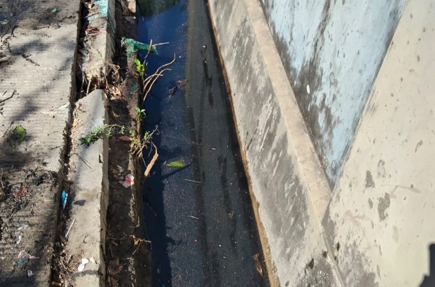  Kelurahan Tamamaung Bersihkan Kanal dan Drainase di Pettarani-Sukaria