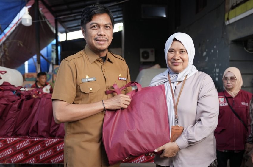  Bantu Warga Bangkit Pascakebakaran, IKAPTK Makassar Salurkan 79 Paket Bantuan