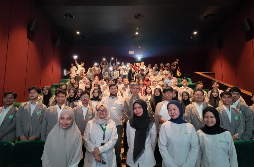 Unik! Kalla Institute Gelar Penyambutan Mahasiswa Baru di Bioskop Makassar